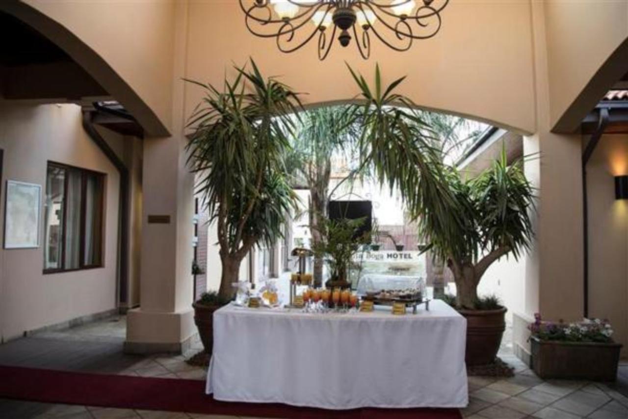Anta Boga Hotel Bloemfontein Exterior foto